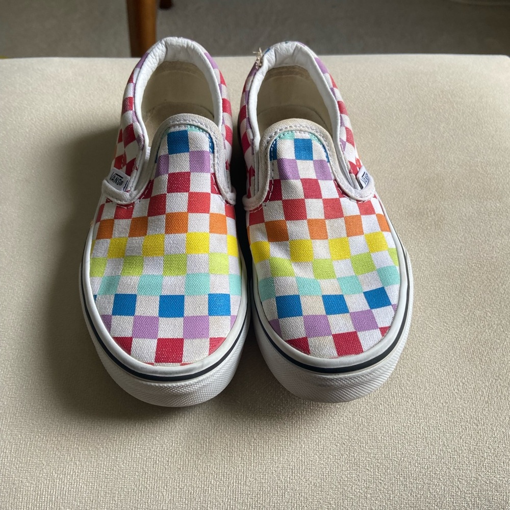 Kids rainbow slip on vans 🌈